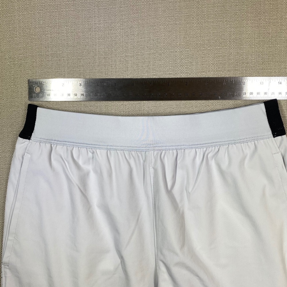 Under Armour Mens Stretch Woven White Training Unlined Shorts Fitted Size Medium - Picture 3 of 9